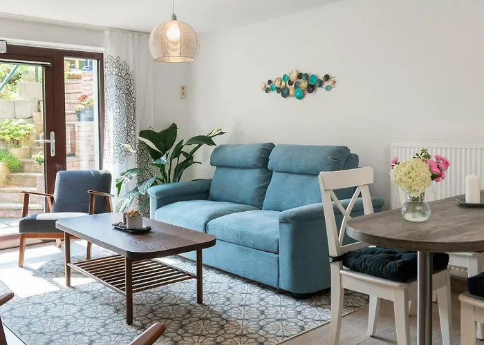 شقة Neu! Andreas راديبول